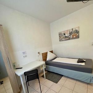 Camera con letto king size